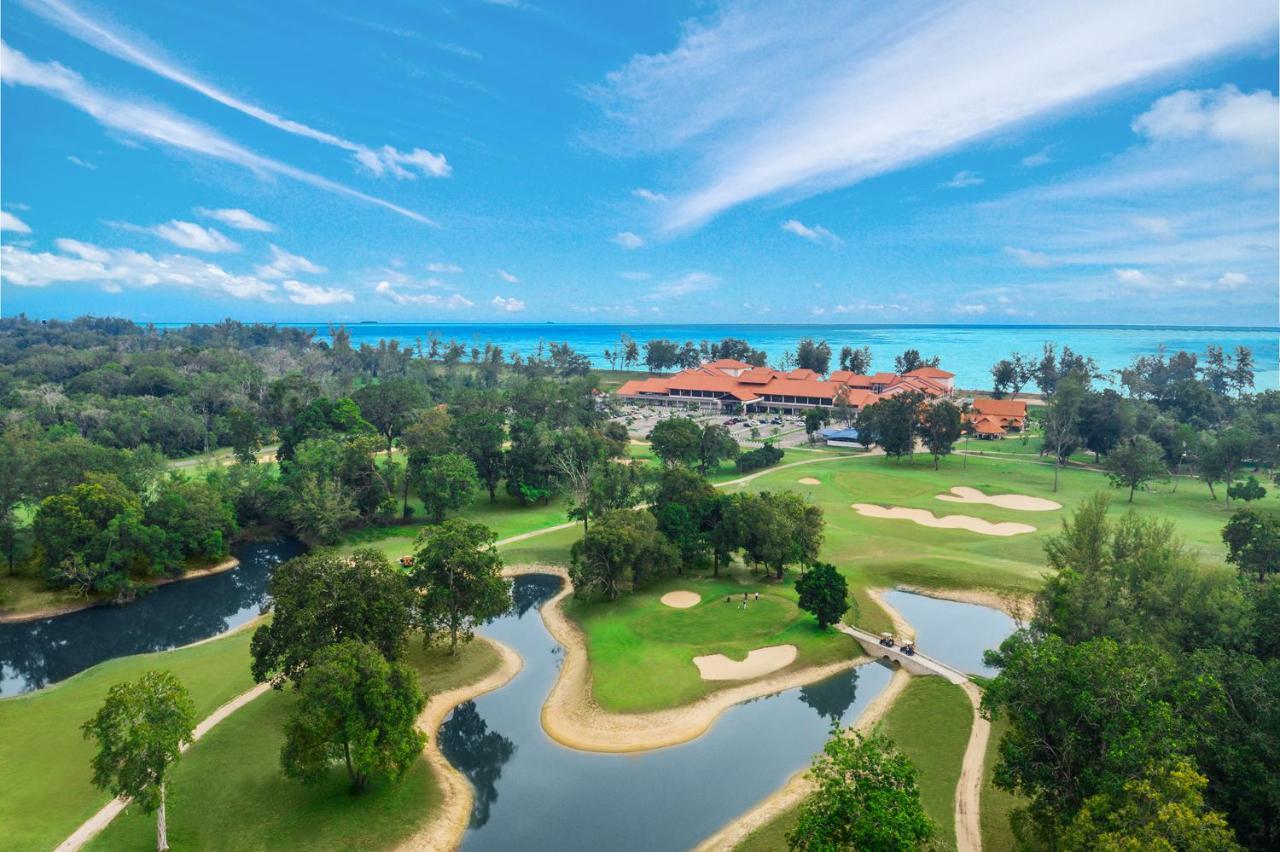 Villea Rompin Resort & Golf Куала Ромпин Екстериор снимка