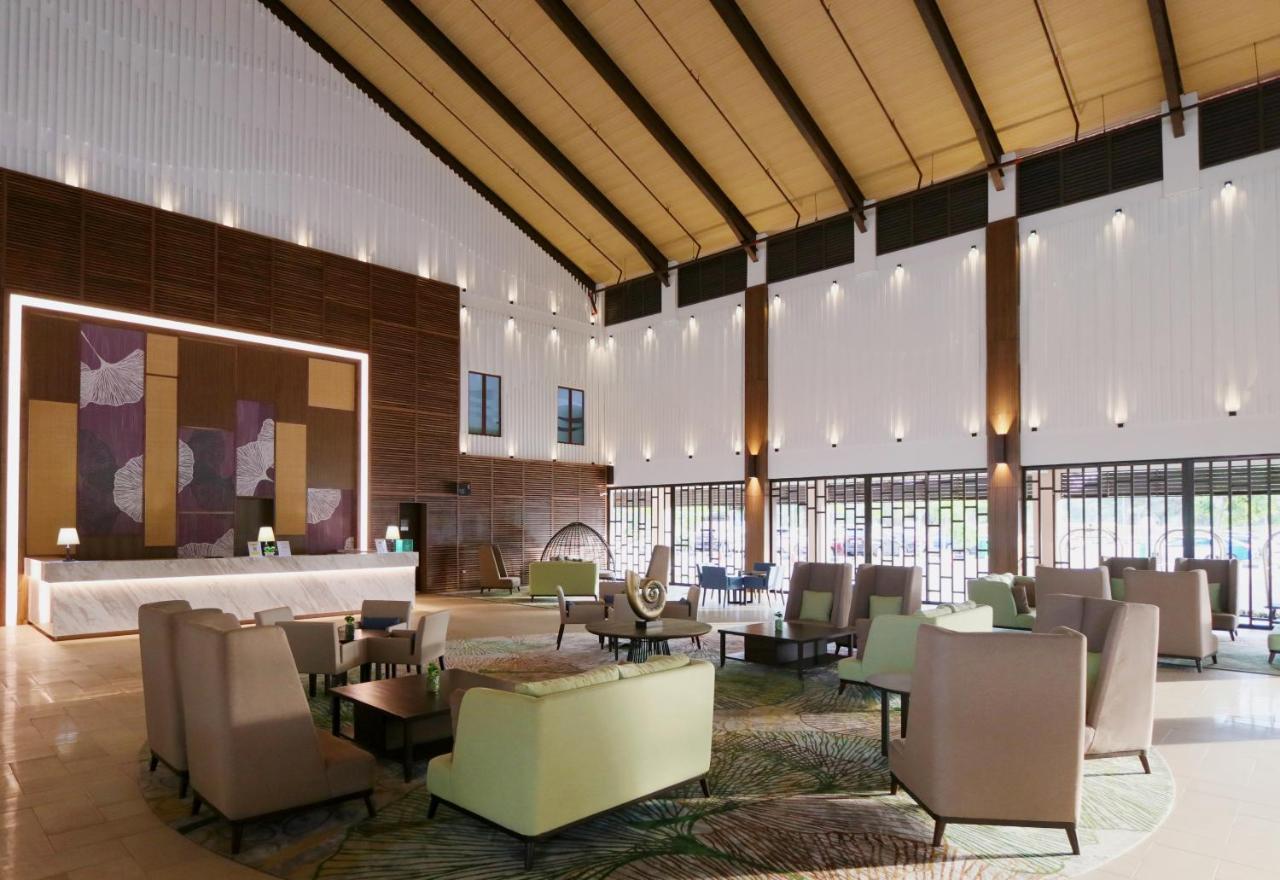 Villea Rompin Resort & Golf Куала Ромпин Екстериор снимка