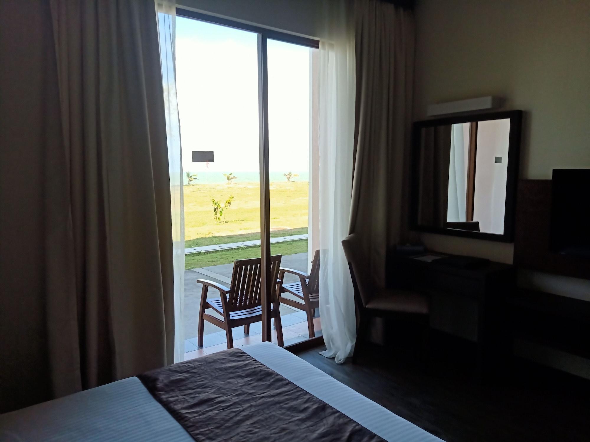 Villea Rompin Resort & Golf Куала Ромпин Екстериор снимка