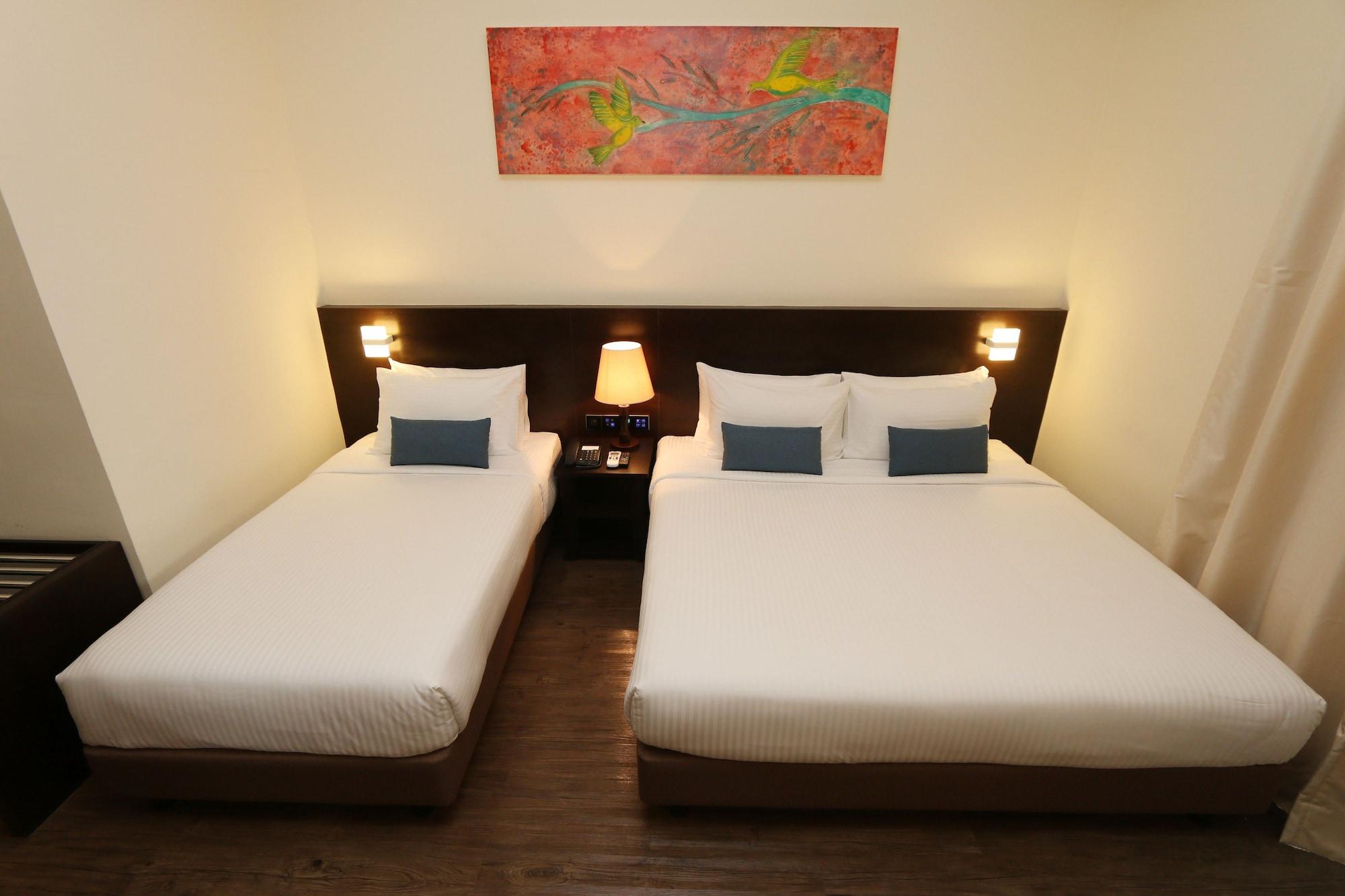 Villea Rompin Resort & Golf Куала Ромпин Екстериор снимка