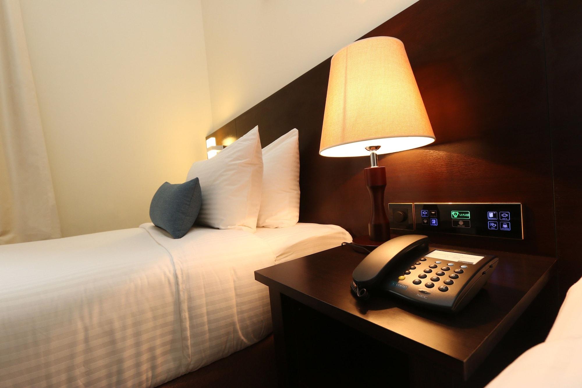 Villea Rompin Resort & Golf Куала Ромпин Екстериор снимка
