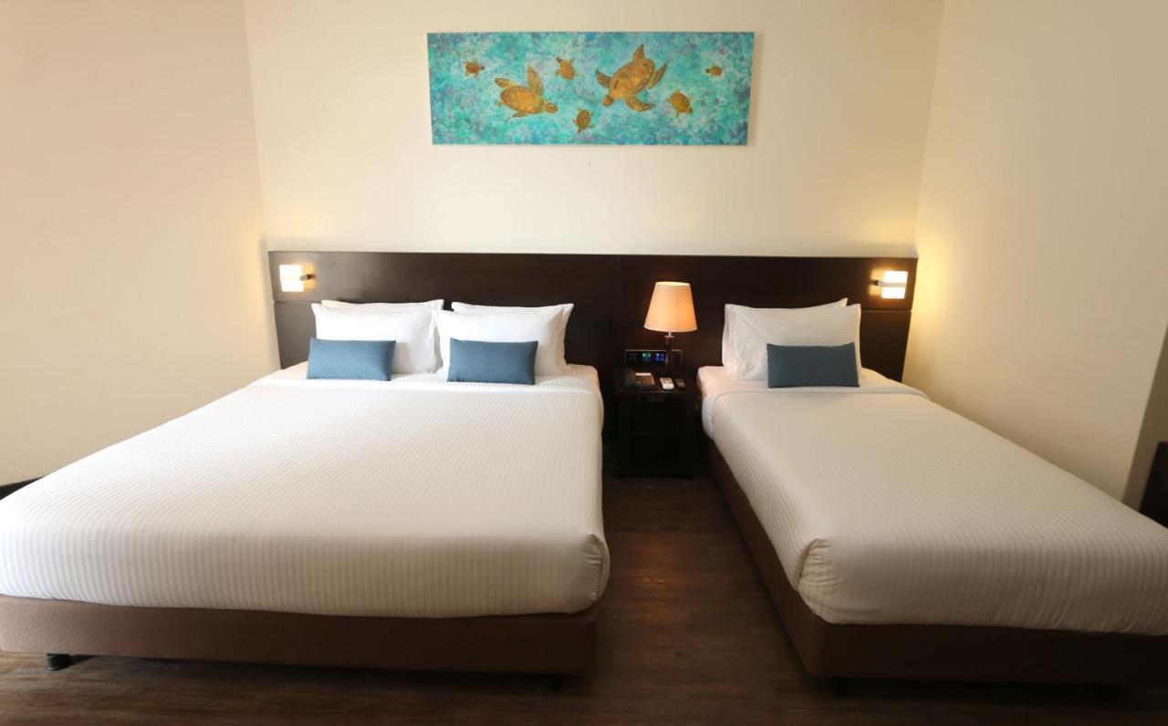 Villea Rompin Resort & Golf Куала Ромпин Екстериор снимка