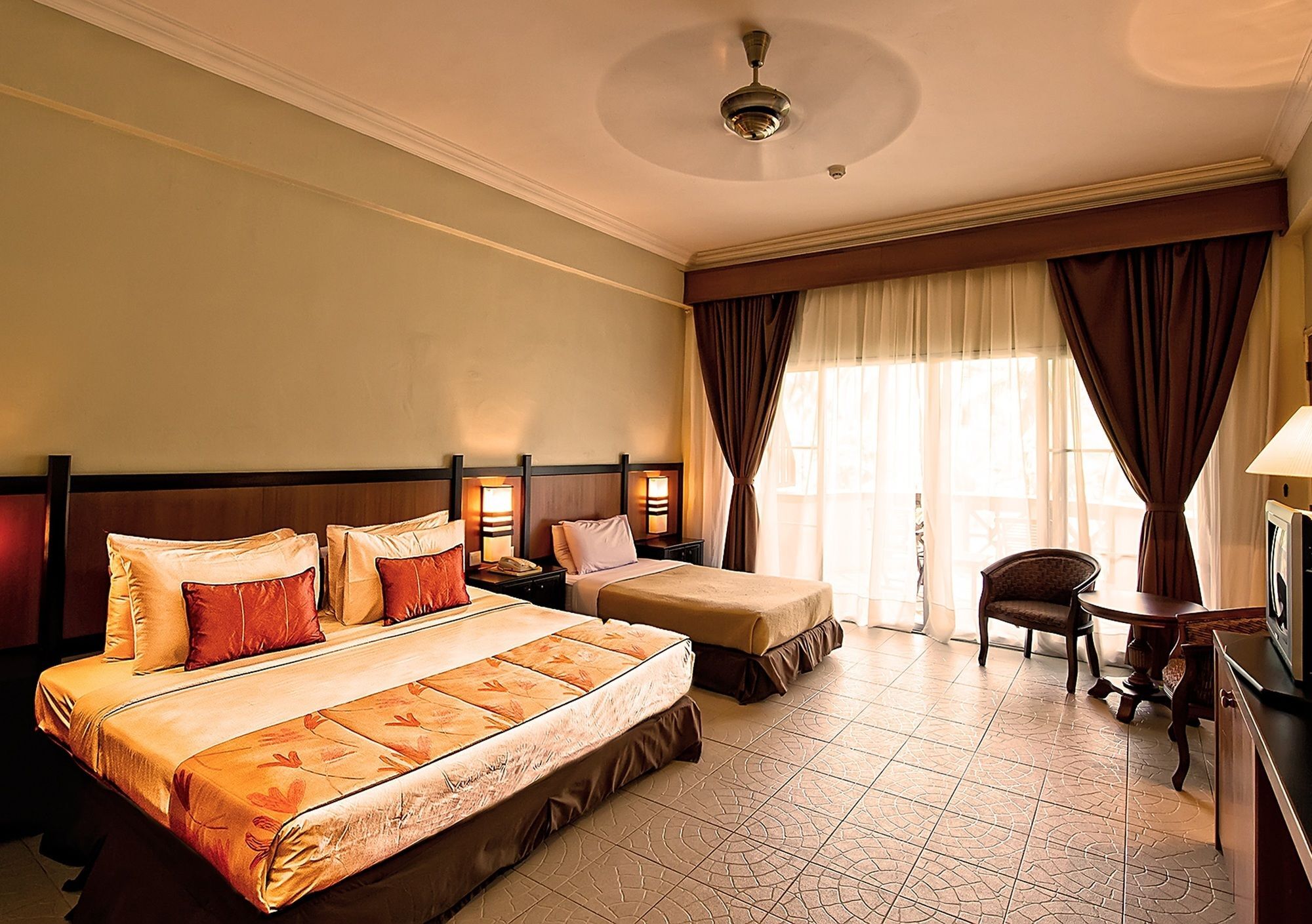 Villea Rompin Resort & Golf Куала Ромпин Екстериор снимка
