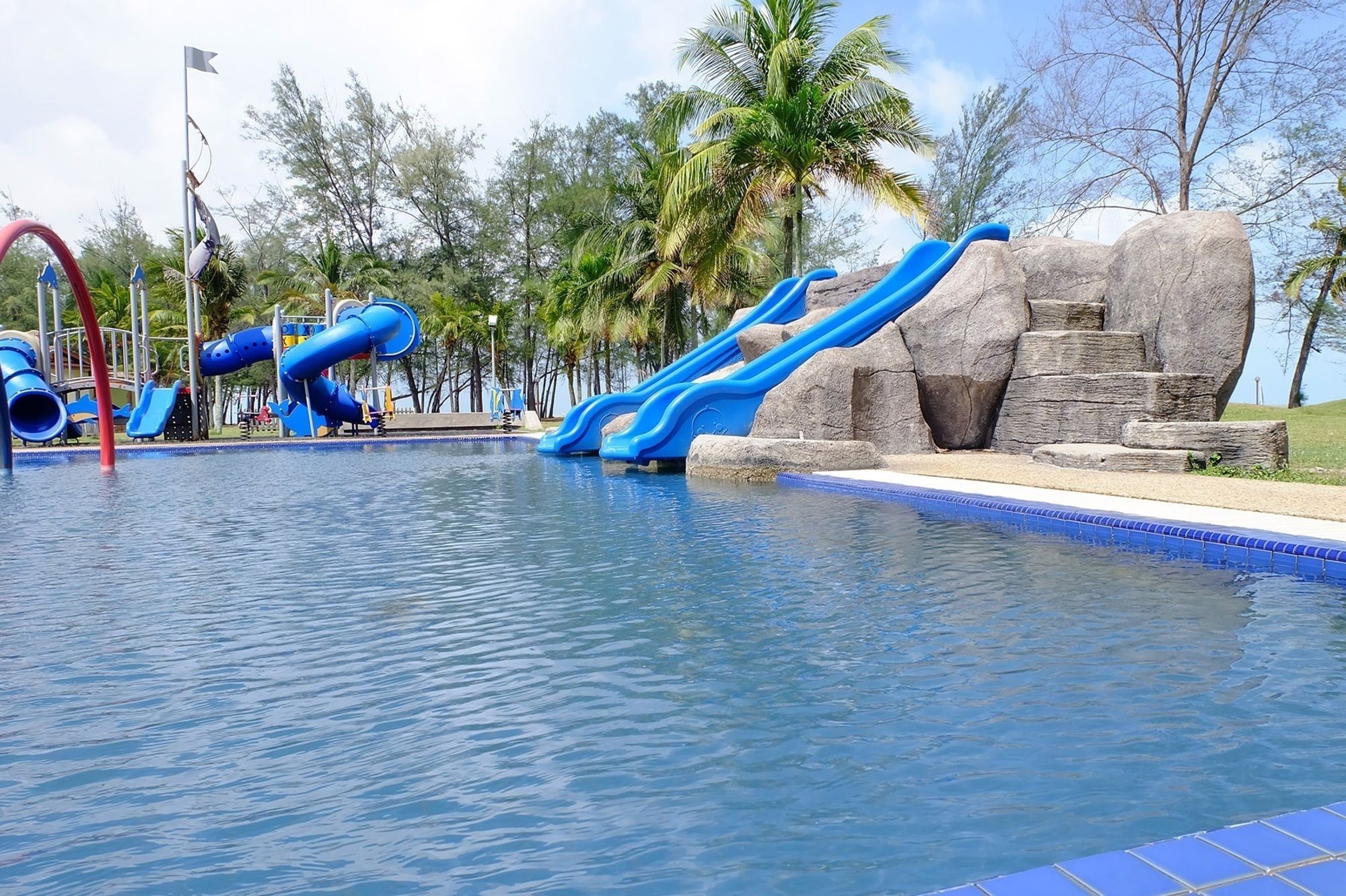 Villea Rompin Resort & Golf Куала Ромпин Екстериор снимка